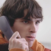 Умер Ар Джей Митт, исполнитель роли Уолтера-младшего в сериале «Во все тяжкие»