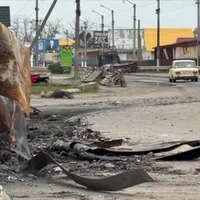 Жительница Алешек в слезах рассказала, как ВСУ раскидывали мины у пенсионеров