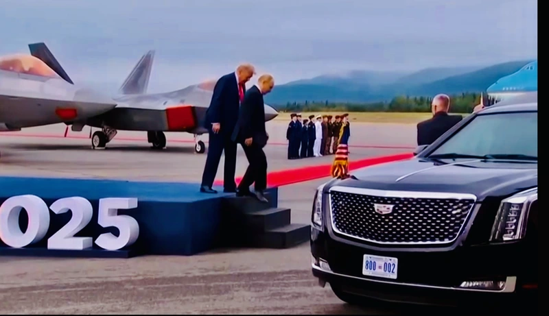 Путин и Трамп поехали на встречу в одном лимузине. Это необычно