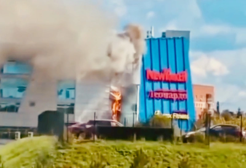 В Кемерово загорелся крупный ТРЦ